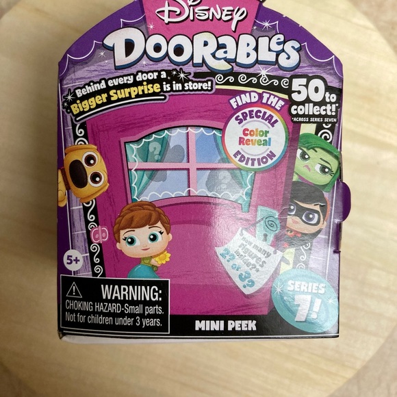 Disney Doorables Series 7 Aurora - Picture 4 of 6